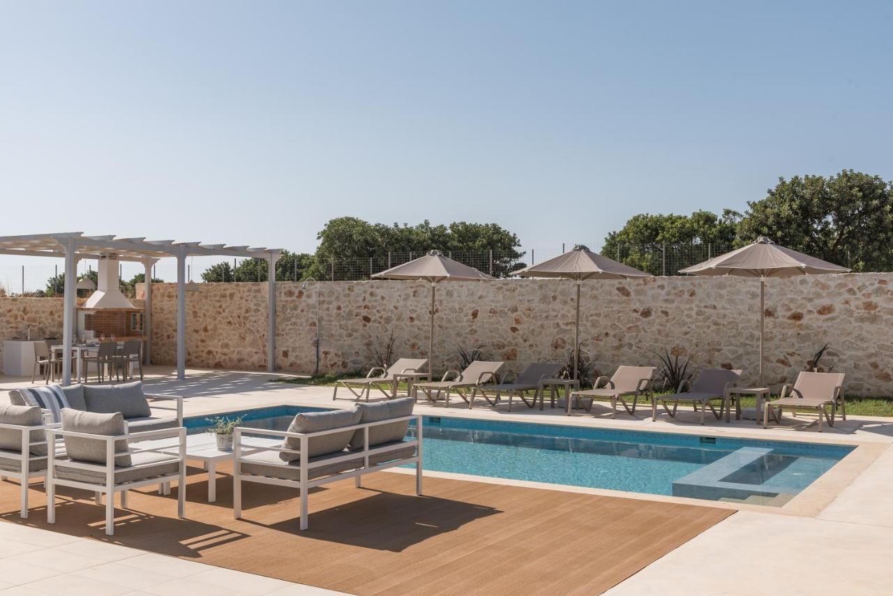 Evaero Villas I, Ii, Iii, IV - An Ever-So Inviting Escape, By Thinkvilla Sfáka Exterior foto